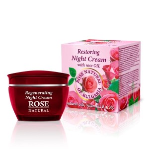 Odmładzający krem na noc Rose Natural 50ML